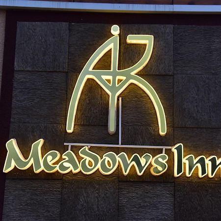Meadows Inn Mysore Buitenkant foto