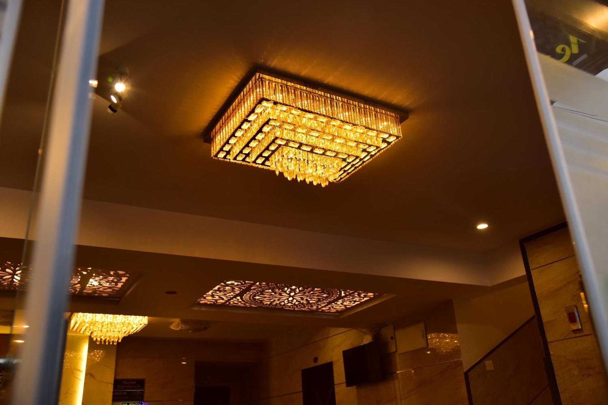 Meadows Inn Mysore Buitenkant foto