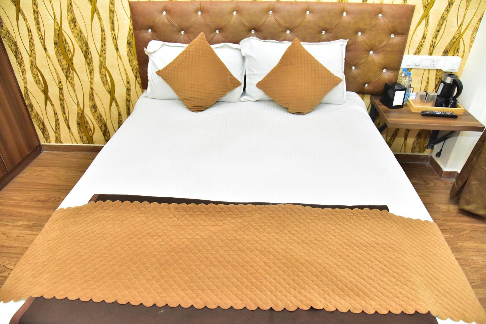 Meadows Inn Mysore Buitenkant foto