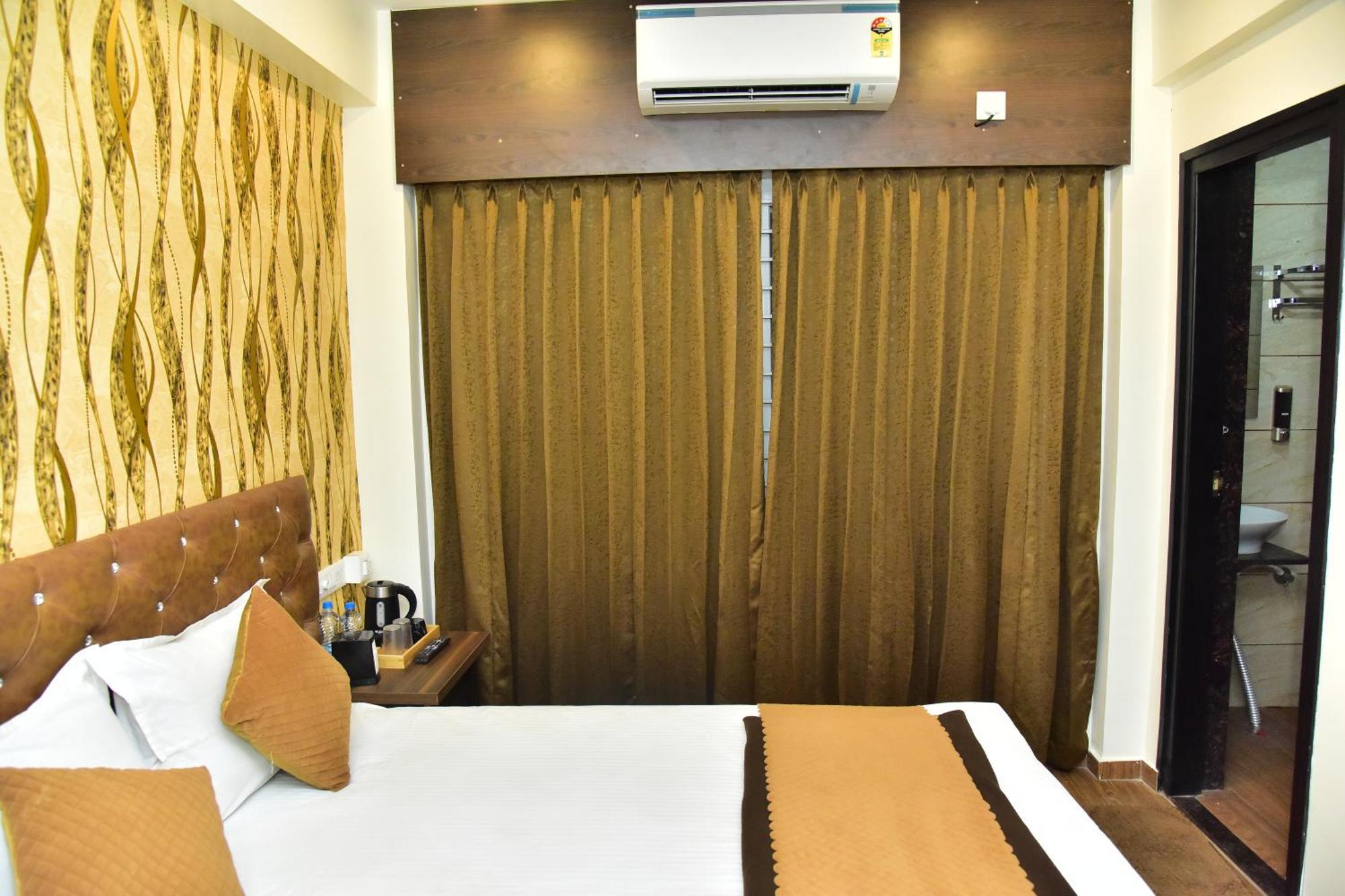 Meadows Inn Mysore Buitenkant foto