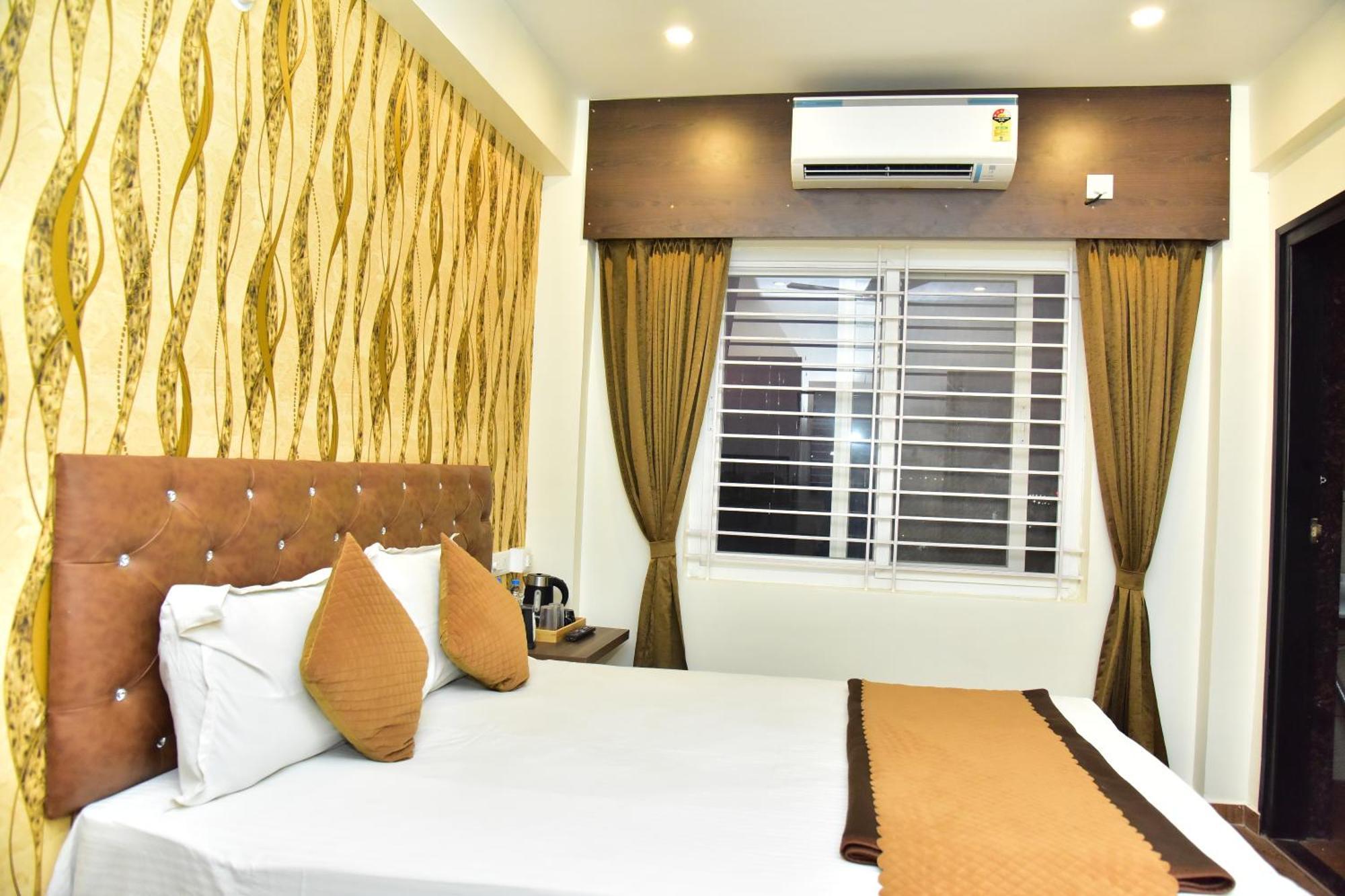 Meadows Inn Mysore Buitenkant foto